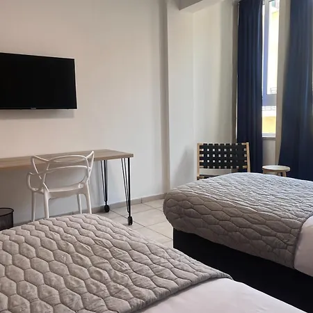 Phaedrus Living Hoopoe Residencies 105 * Nicosia